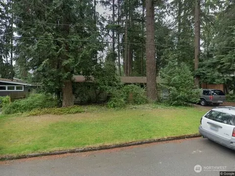1646 153rd Ave SE, Bellevue, WA 98007