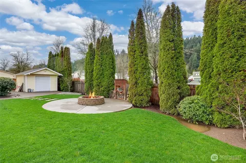 Exterior - 13708 143rd Ave E, Orting, WA 98360 photo 7 of 8
