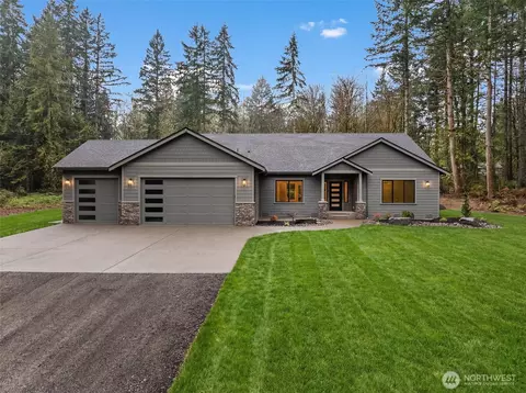5621 SE Aloha Ln, Port Orchard, WA 98367