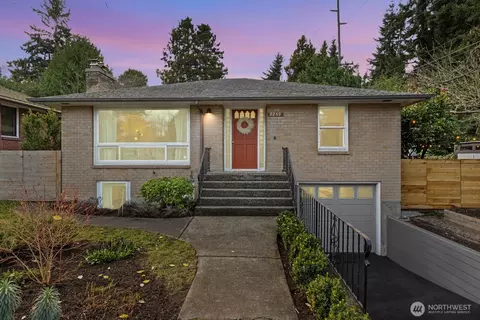9259 Dibble Ave NW, Seattle, WA 98117