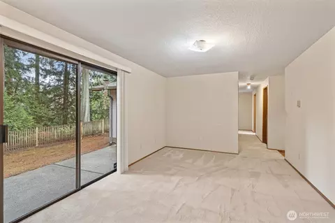 Living - 2610 81st Pl SE, Everett, WA 98203 photo 7 of 7