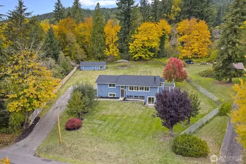 35218 SE Fish Hatchery Rd, Fall City, WA 98024