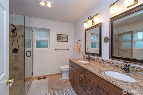 Bath - 252 Laura Ln, Sequim, WA 98382 photo 2 of 3