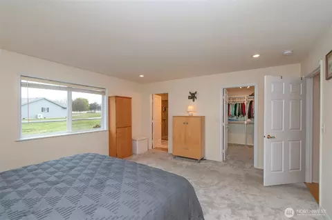 Bedroom - 252 Laura Ln, Sequim, WA 98382 photo 4 of 4
