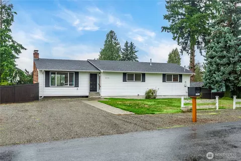 10326 58th Avenue Ct E, Puyallup, WA 98373