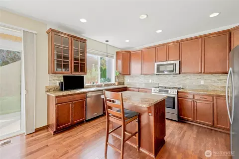 Kitchen - 3413 189th Pl SE, Bothell, WA 98012 photo 1 of 2