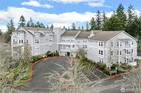 22535 SE Highland Cir #206, Issaquah, WA 98029