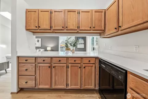 Kitchen - 2704 130th St SE, Everett, WA 98208 photo 4 of 4