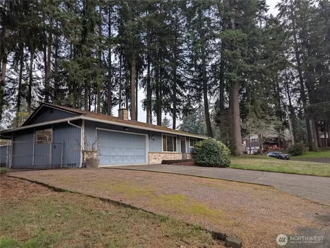 7710 Bobcat Dr SE, Lacey, WA 98503