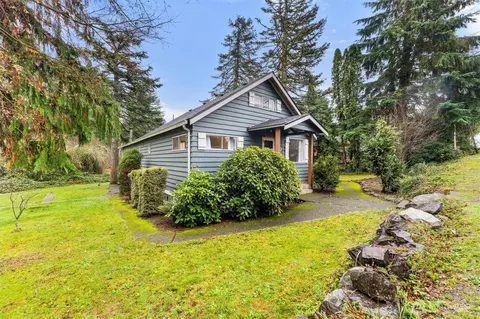 32002 Union Dr, Black Diamond, WA 98010