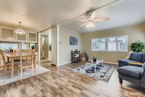 11330 E Riverside Dr #24, Bothell, WA 98011 photo 3