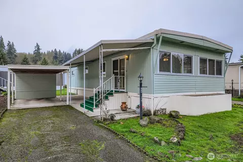 11330 E Riverside Dr #24, Bothell, WA 98011