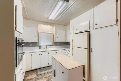 11330 E Riverside Dr #24, Bothell, WA 98011 photo 6