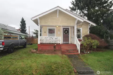 210 S 9th St, Mount Vernon, WA 98274