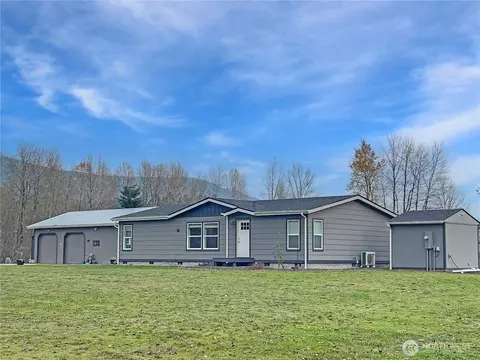 223 Horseshoe Bend Ests, Kelso, WA 98626
