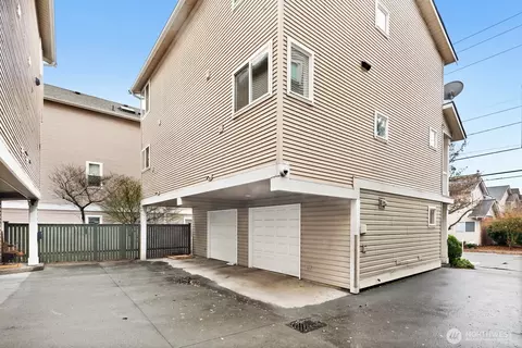 Exterior - 1150 N 90th, Seattle, WA 98103 photo 4 of 4