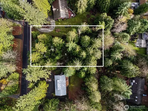25833 SE 152 St, Issaquah, WA 98027