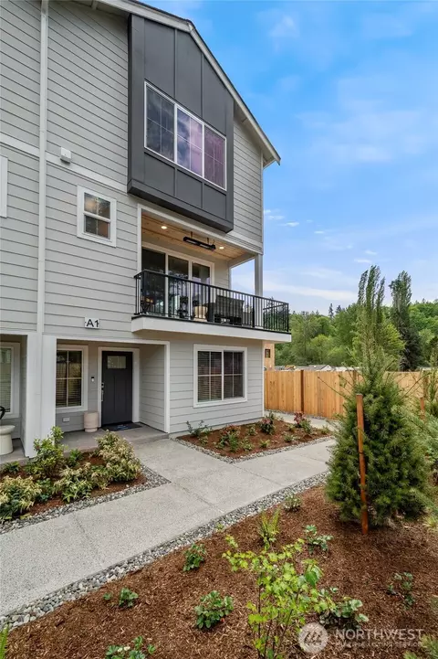 1322 194th St SE #E1, Bothell, WA 98012