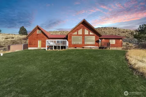 11 Pateros Fish Hatchery Rd, Methow, WA 98834