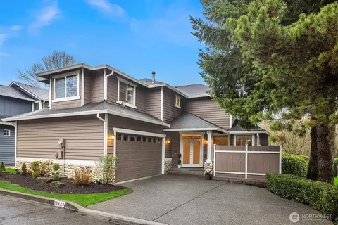 10424 124th Ave NE, Kirkland, WA 98033