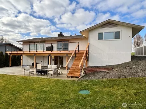 2415 Country Club Rd, Walla Walla, WA 99362