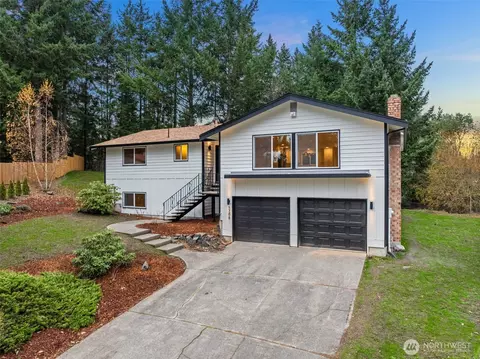 5208 66th Ave W, University Place, WA 98467