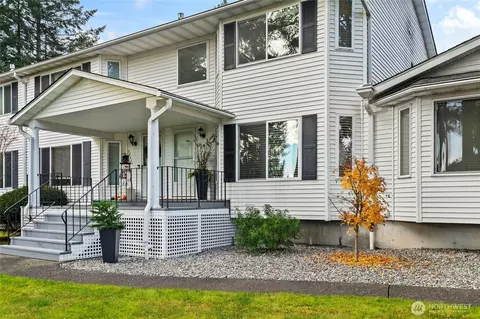 32525 1st Pl S #165, Federal Way, WA 98003