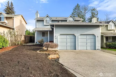 2727 Highline Pl NE, Tacoma, WA 98422