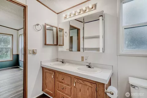28320 13th Ave E, Roy, WA 98580 photo 12