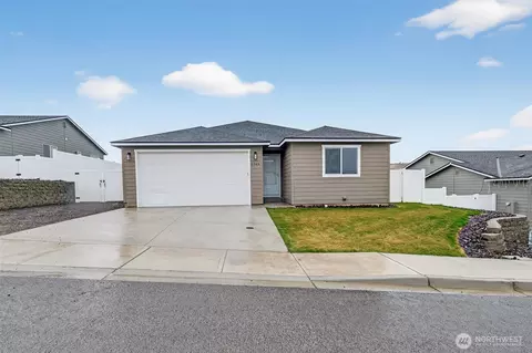 2348 Noah St SE, East Wenatchee, WA 98802