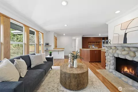 22407 87th Ave W, Edmonds, WA 98026