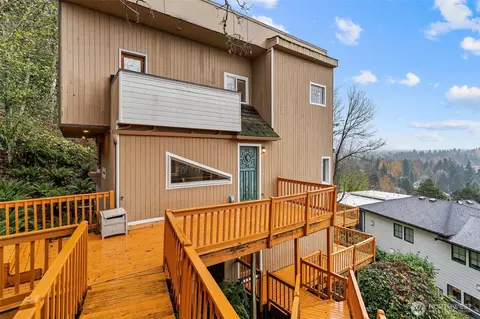 11804 90th Ave NE, Kirkland, WA 98034