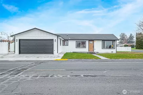 307 3rd Ave NE, Quincy, WA 98848