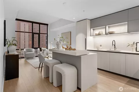 889 Avenue Sq NE #607, Bellevue, WA 98004