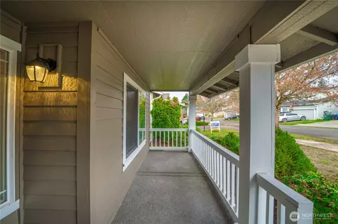 Exterior - 18714 17th Ave E, Spanaway, WA 98387 photo 4 of 5