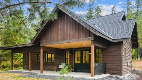 140 Big Rock Ln, Cle Elum, WA 98922