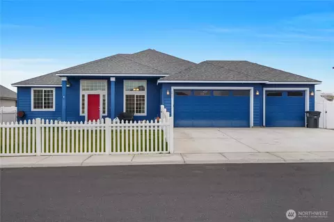 1011 8th Ave NE, Ephrata, WA 98823