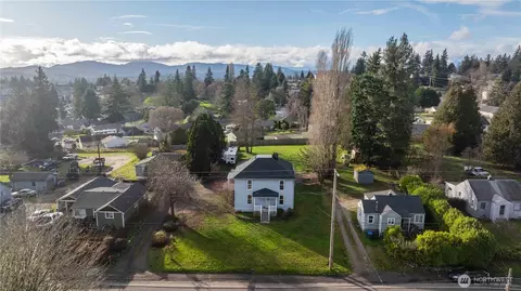 2609 Perry Ave, Bremerton, WA 98310