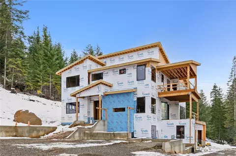 901 Whisper Creek Dr, Cle Elum, WA 98922