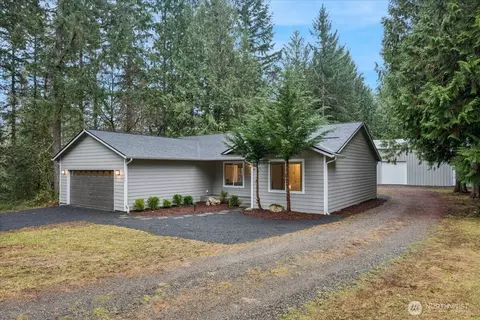 1704 186th Ave NW, Lakebay, WA 98349