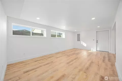 409 N Cedar St, Chelan, WA 98816 photo 18
