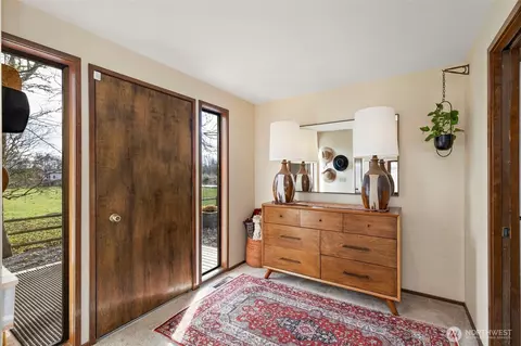 Entry Way - 70 Twin View Dr, Sequim, WA 98382 photo 2 of 4
