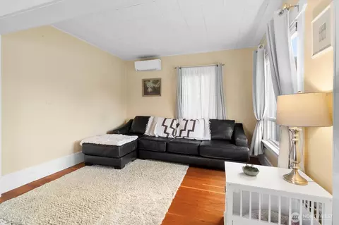 2201 Rockefeller Ave, Everett, WA 98201 photo 7