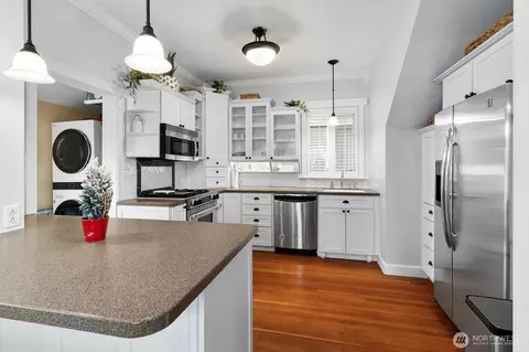 2201 Rockefeller Ave, Everett, WA 98201 photo 13