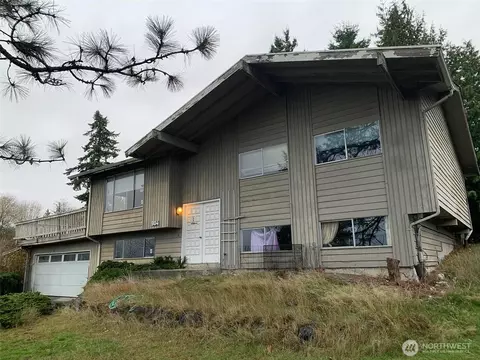 904 Puget St, Bellingham, WA 98229