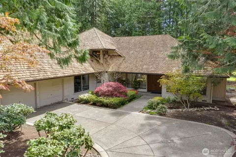 21845 NE 30th Pl, Sammamish, WA 98074