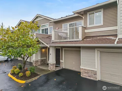 6117 Isaac Ave SE #E, Auburn, WA 98092