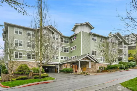 4406 Providence Point Pl SE #310, Issaquah, WA 98029