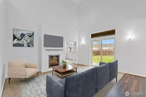 Living - 254 Parkside Loop, Chehalis, WA 98532 photo 1 of 4