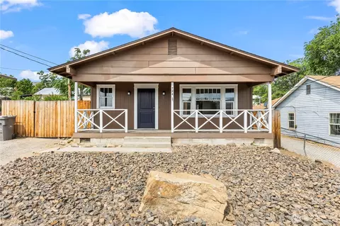 724 S Chelan Ave, Wenatchee, WA 98801